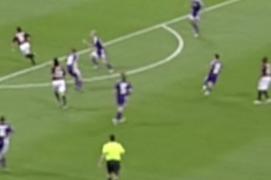 令人怀念！卡卡在AC米兰的首个帽子戏法