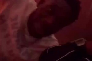 穆西亚拉、阿方索·戴维斯