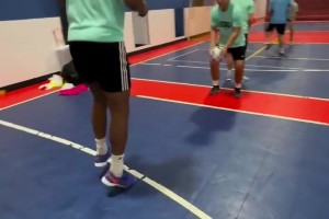 你们都不给肘姐上防守强度，怪不得她说没输过