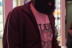 哈登谈自己得分跻身NBA历史得分榜前十：别提了，没人能追上老詹